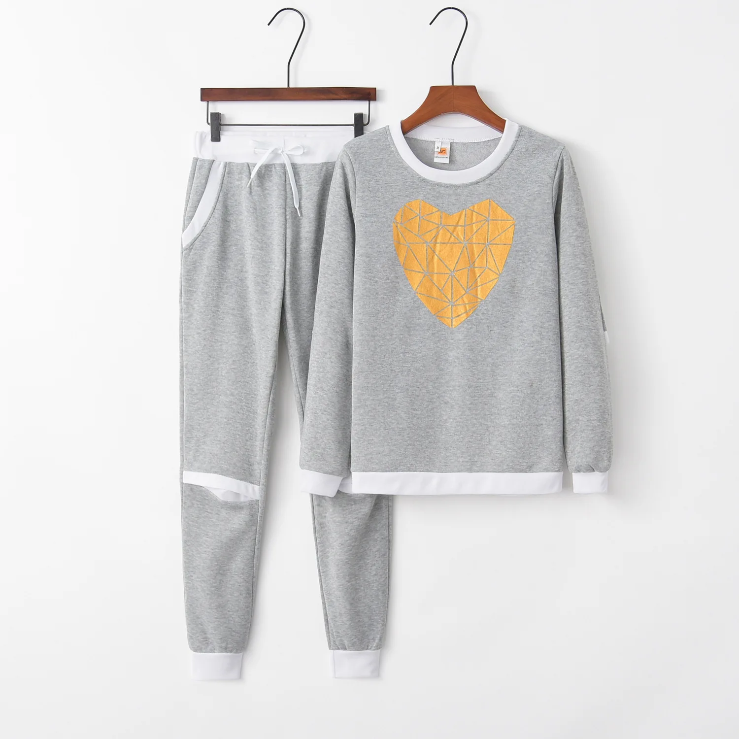 Хит продаж 2020 новый дизайн модный женский спортивный костюм с принтом в виде