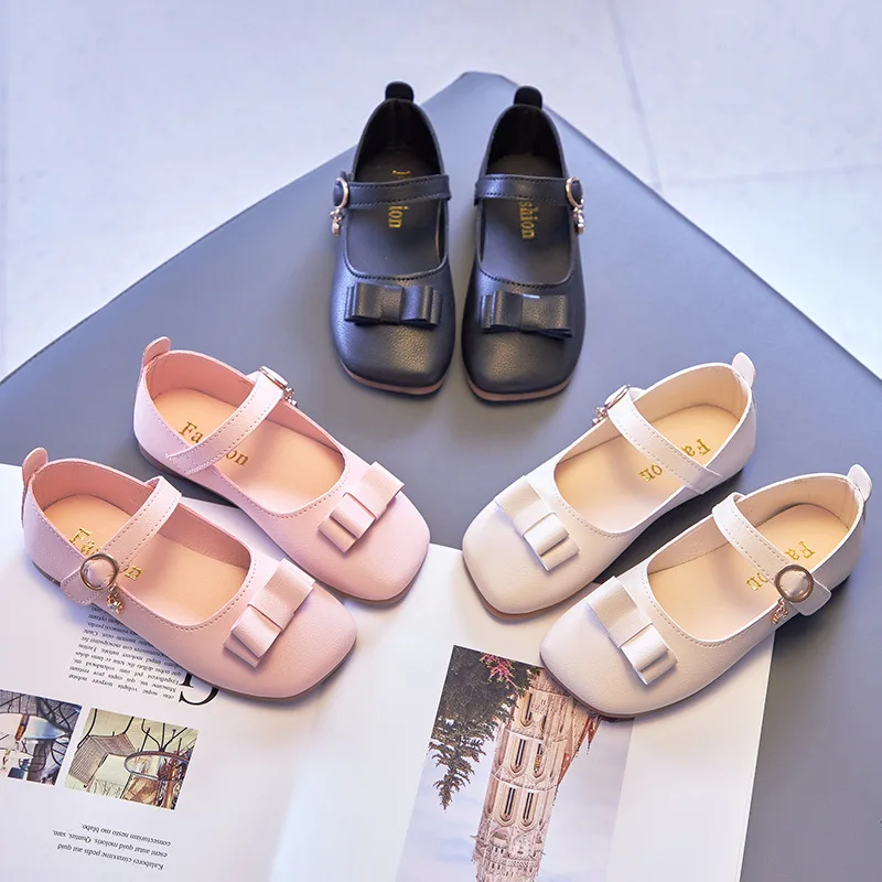 

Детские туфли принцессы, новинка весны 2022, детская обувь для девочек, школьные сандалии, кожаная обувь с мягкой подошвой, повседневная обувь