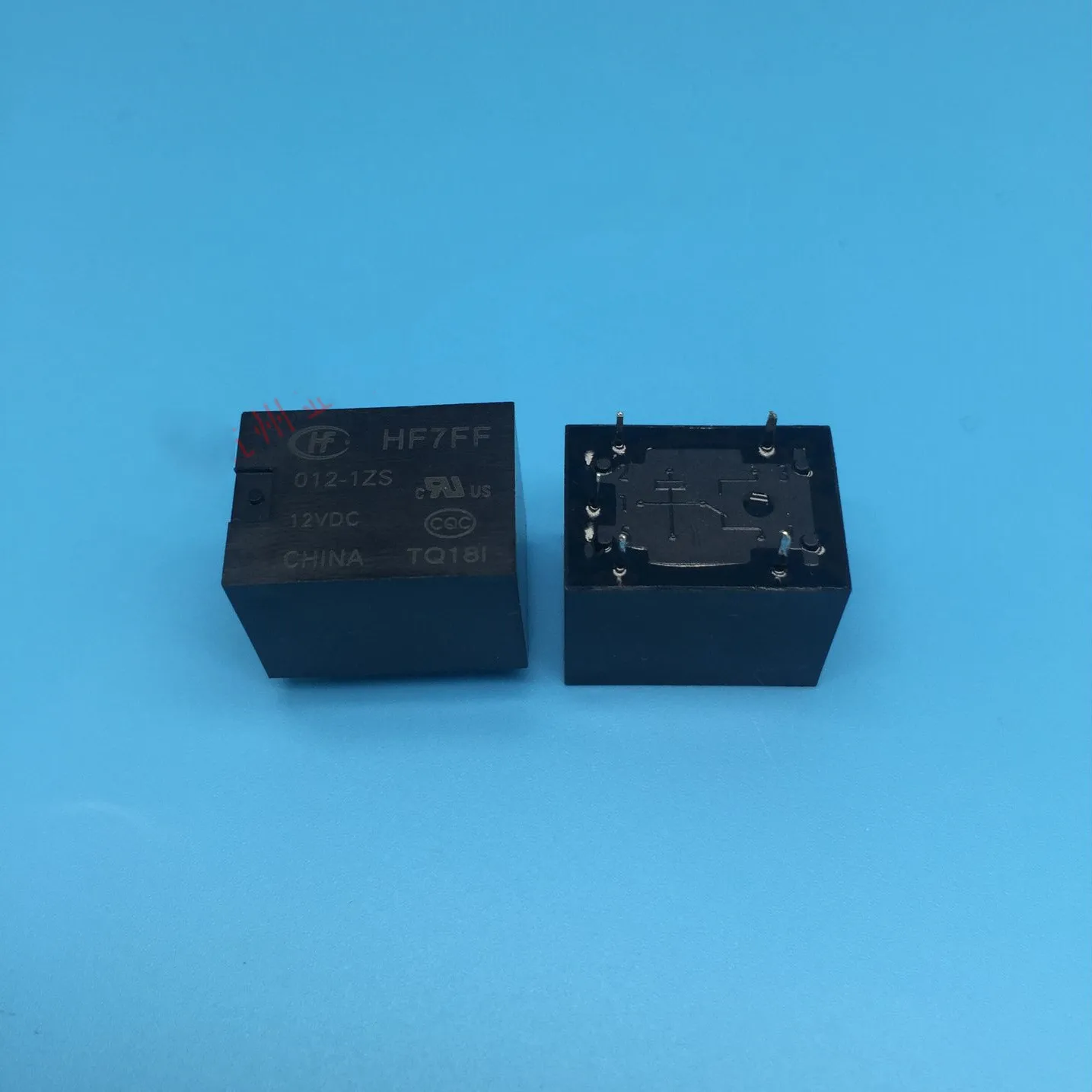 HF7FF-12VDC-1ZS 5pin 10A 250VAC реле