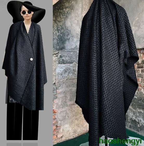 Черный ромбовидный станок с трехмерной аппликацией в виде жаккардовая текстура