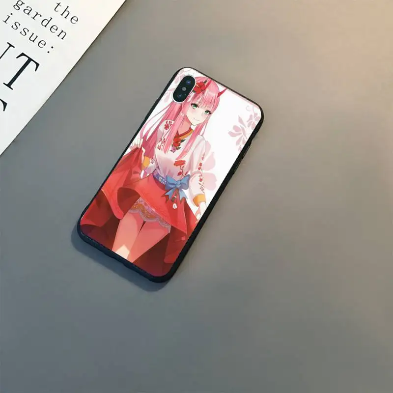 

YNDFCNB Zero Two Darling in the FranXX Phone Case For iPhone 8 7 6 6S Plus 5 5S SE 2020 12pro max XR X XS MAX 11 case