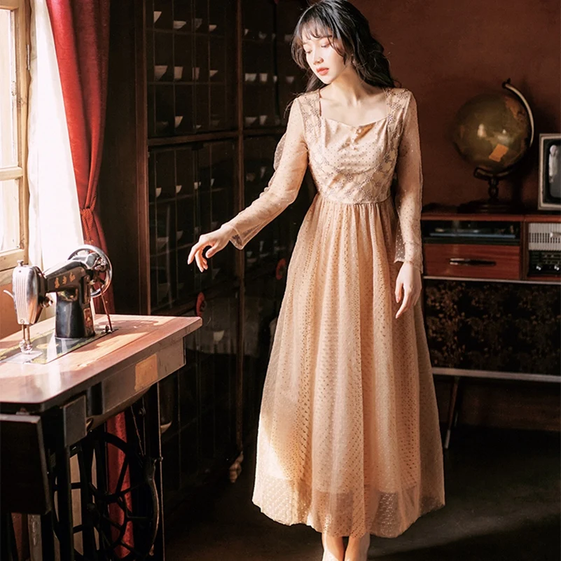 

2021 Fashion The New Embroidery Splice Long Sleeve Wave Point Mesh Big Pendulum Dress Free Shipping
