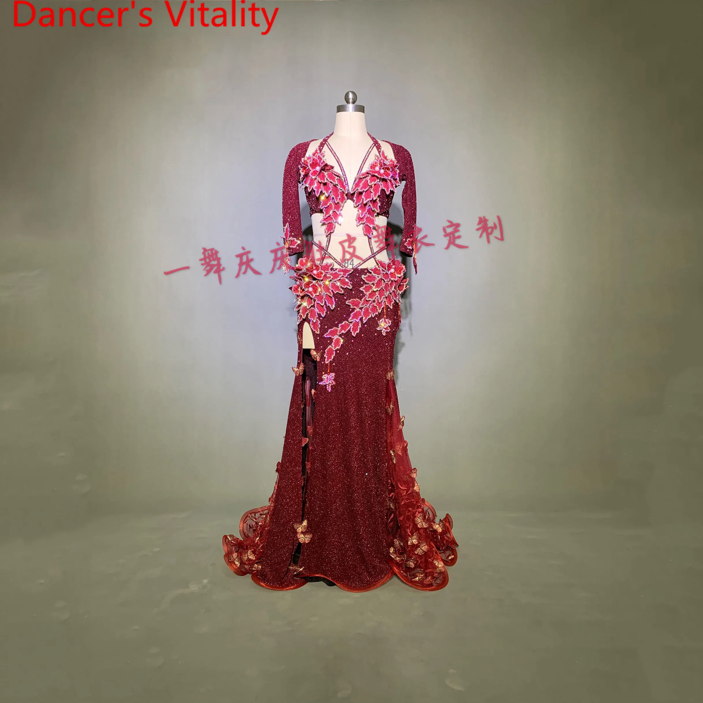 Подгонянный Тонкий облегающий бюстгальтер для танца живота с аппликацией рыбий