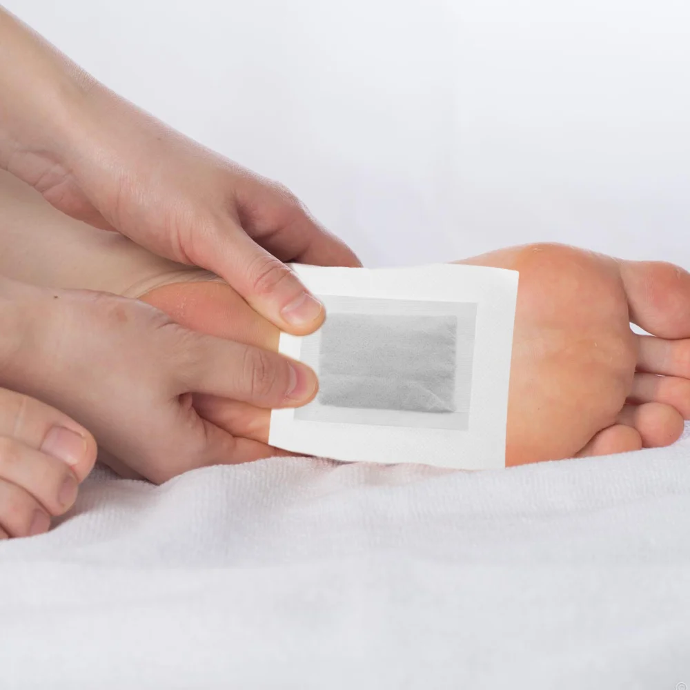 

50Pcs Relaxing Foot Pads Adhesive Foot Care Pads Bamboo Vinegar Foot Patch