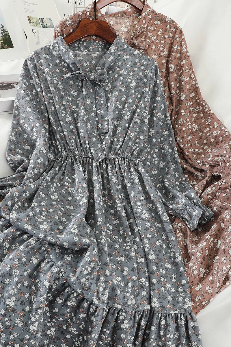 

Small fresh Korean ins sweet girl student age reduction collar waist floral mid-length dress