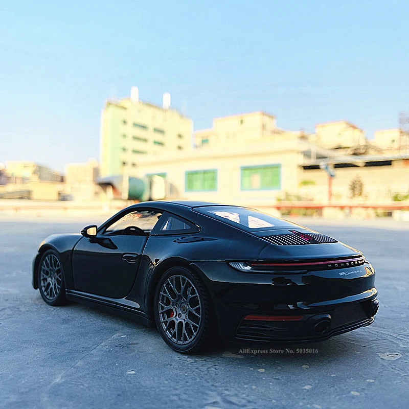 welly 124 porsche 911 carrera 4s 992 sports car black simulation alloy car model crafts decoration collection toy tool gift free global shipping