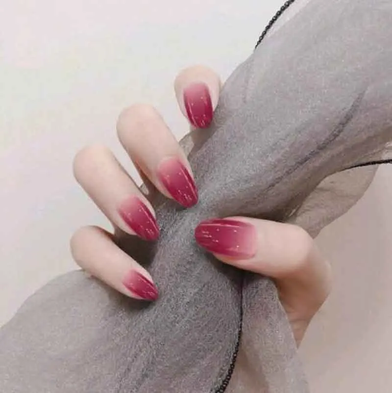 24 шт. милые розовые блестящие декоративные короткие искусственные ногти полное