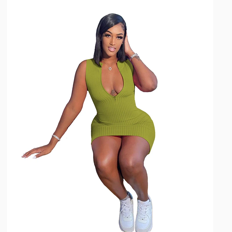 Женское облегающее платье без рукавов розовое оранжевое зеленое черное синее