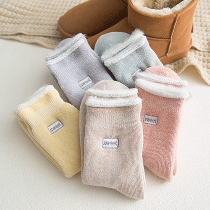 

Winter Thermal Cotton Socks Women Cute Macaron Solid Color Letter Embroidery Plush Cotton Middle Socks Casual Velvet Socking