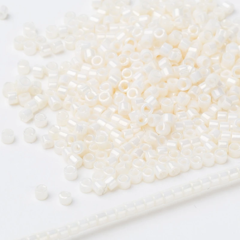 miyuki-DB203 Тайдиан Miyuki Delica Seed Bead 11/0 для Broderie De Perles Francaises непрозрачный белый DB200 1,6x1,3 мм около 1000 штук - Цвет: miyuki-DB203
