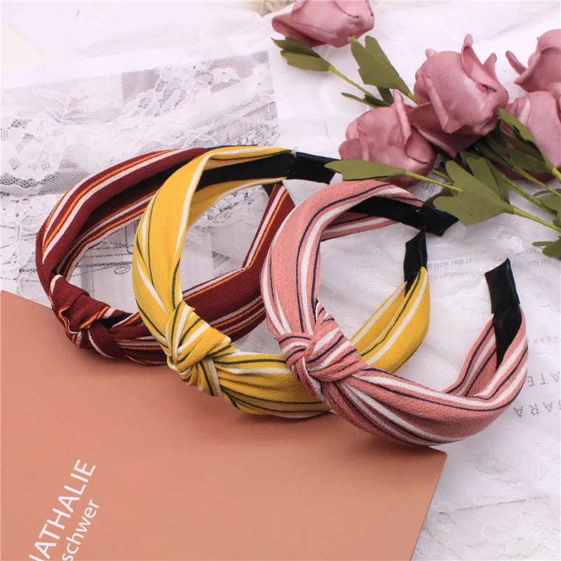 

Европейская и американская Женская повязка на голову с широкими полями, простой и универсальный повязка на голову с перекрестным принтом, а...