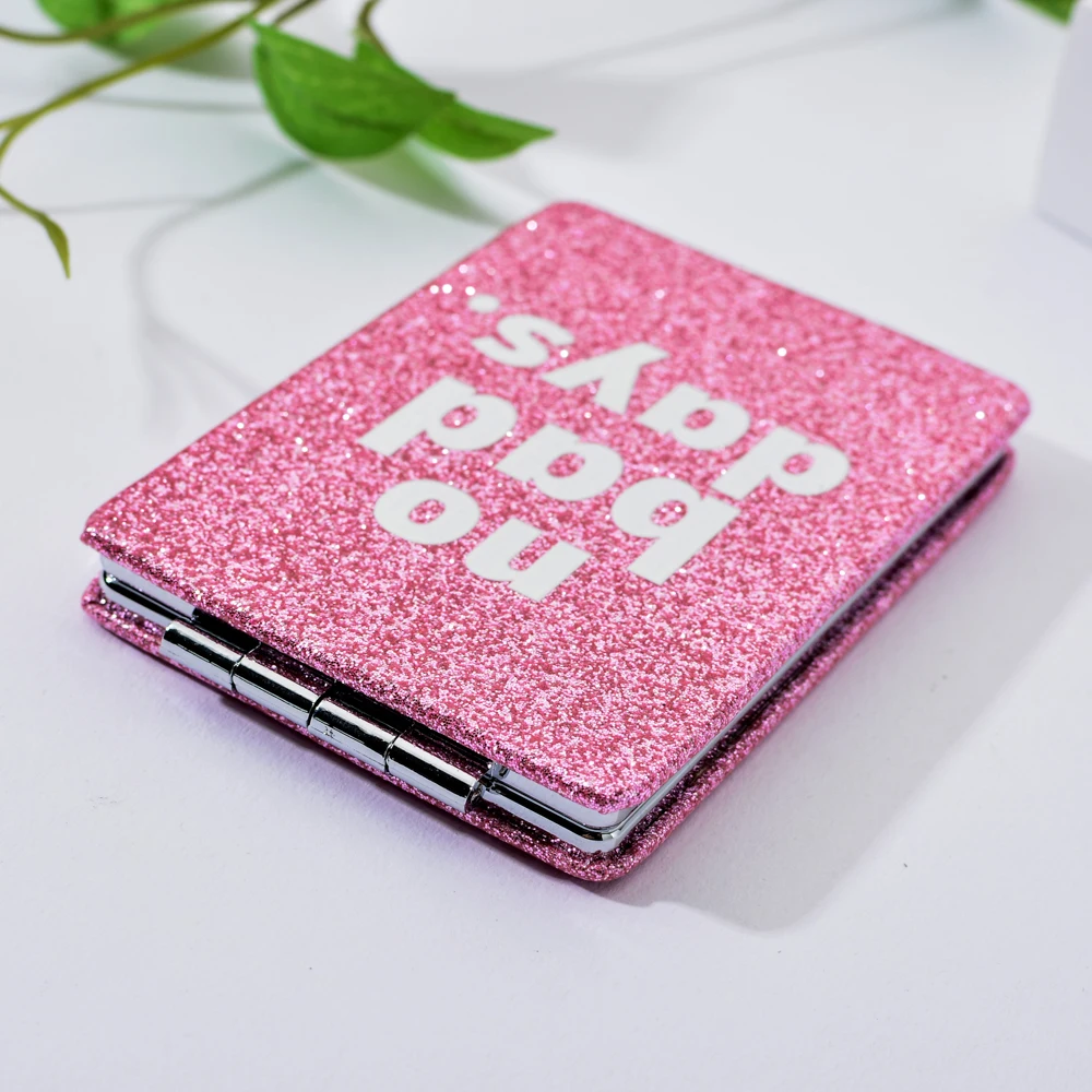 Розовое портативное квадратное зеркало женское двухстороннее мини компактное