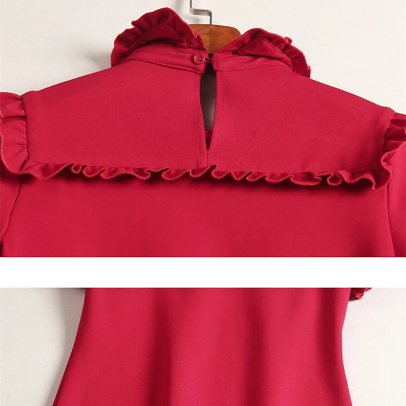 Женское бордовое мини-платье с оборками платье-Русалка и рукавом-бабочкой