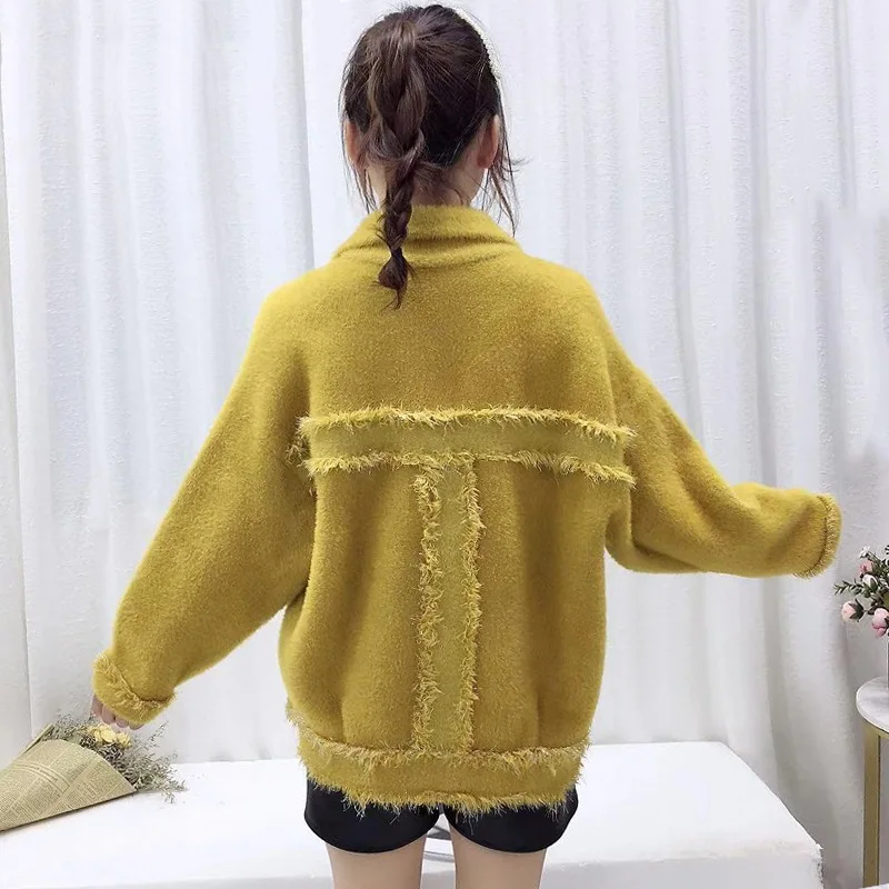 

Faux mink velvet lapel long sleeve sweater women lazy wind pocket stitching fringed knitted cardigan sweater female spring 2021