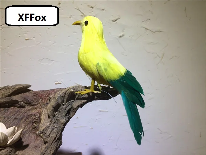 Маленькая настоящая жизнь желтая и темно зеленая птица Модель Пена перо