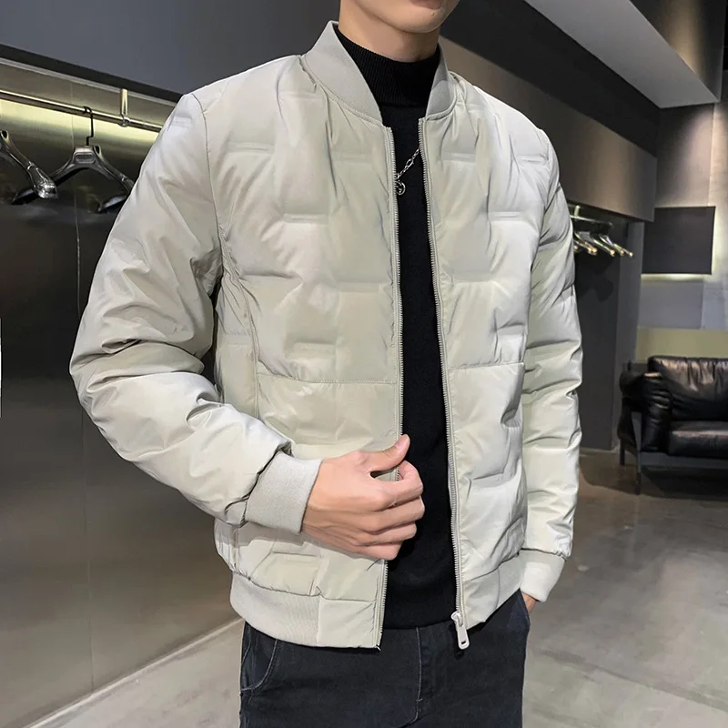 85% Down Content 2021 Winter Fashion Warm Short Round Neck Down Men's White Duck Down Jacket Coat
