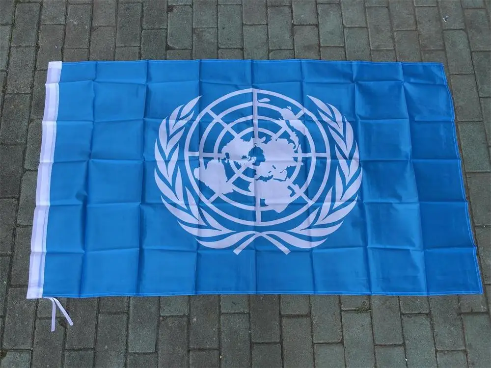 Флаг Организации Объединенных Наций 90 * 150 см ручной махающий флаг с национальностью всех стран на столе.