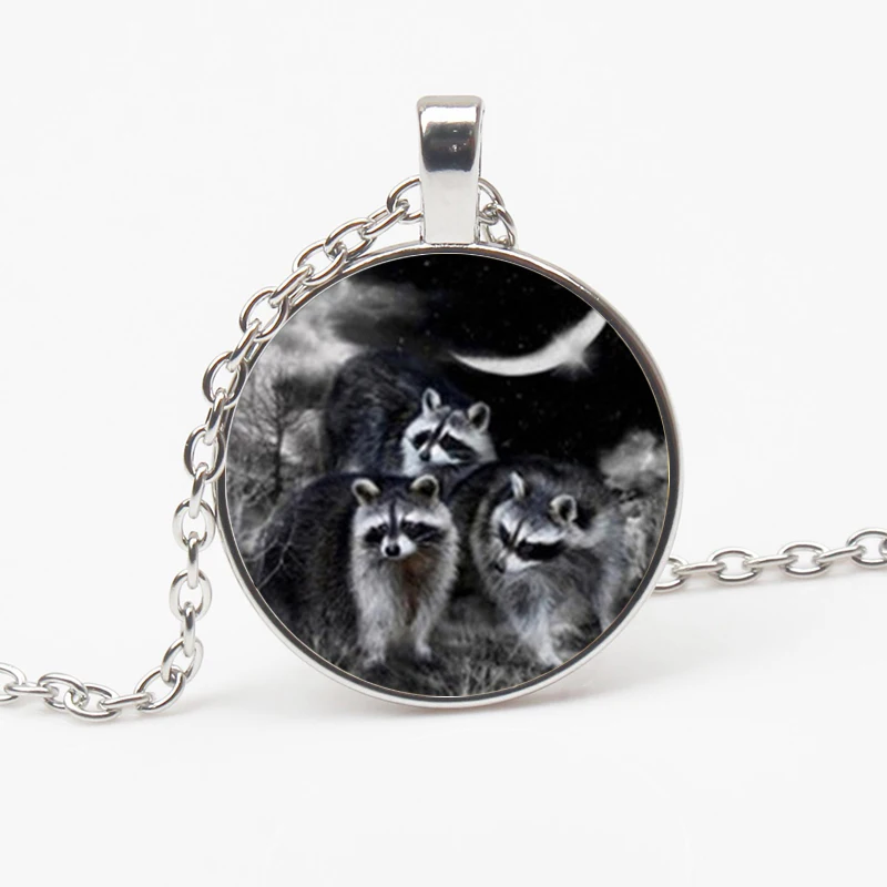 New Fashion Raccoon Crystal Pendant Necklace Jewelry Animal Glass Photo Cabochon Gift Men Women Decorative Souvenir |
