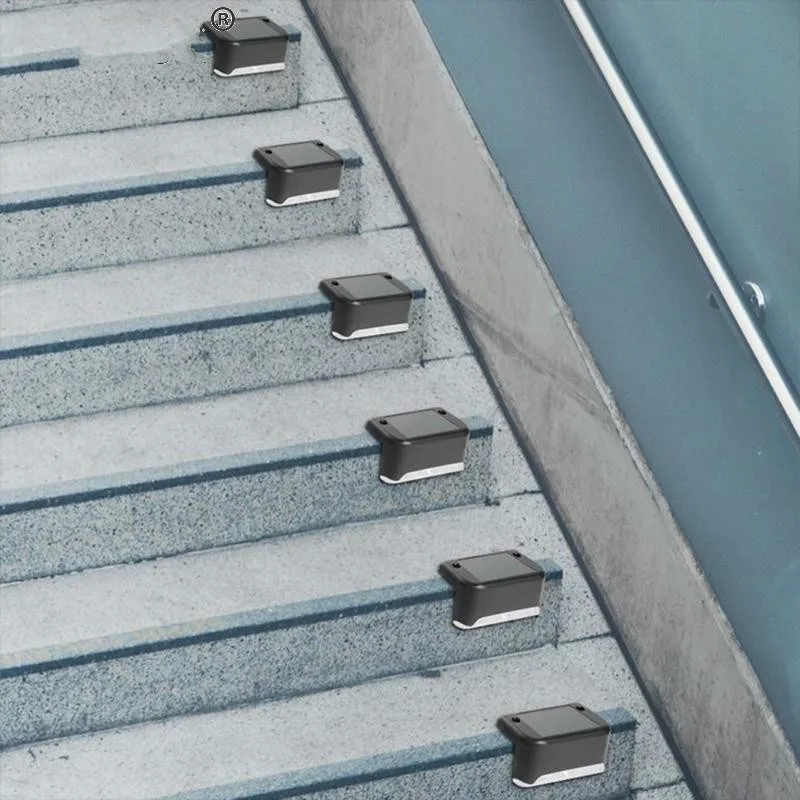 4 шт. светодиодный светильник для лестницы на солнечной батарее IP65