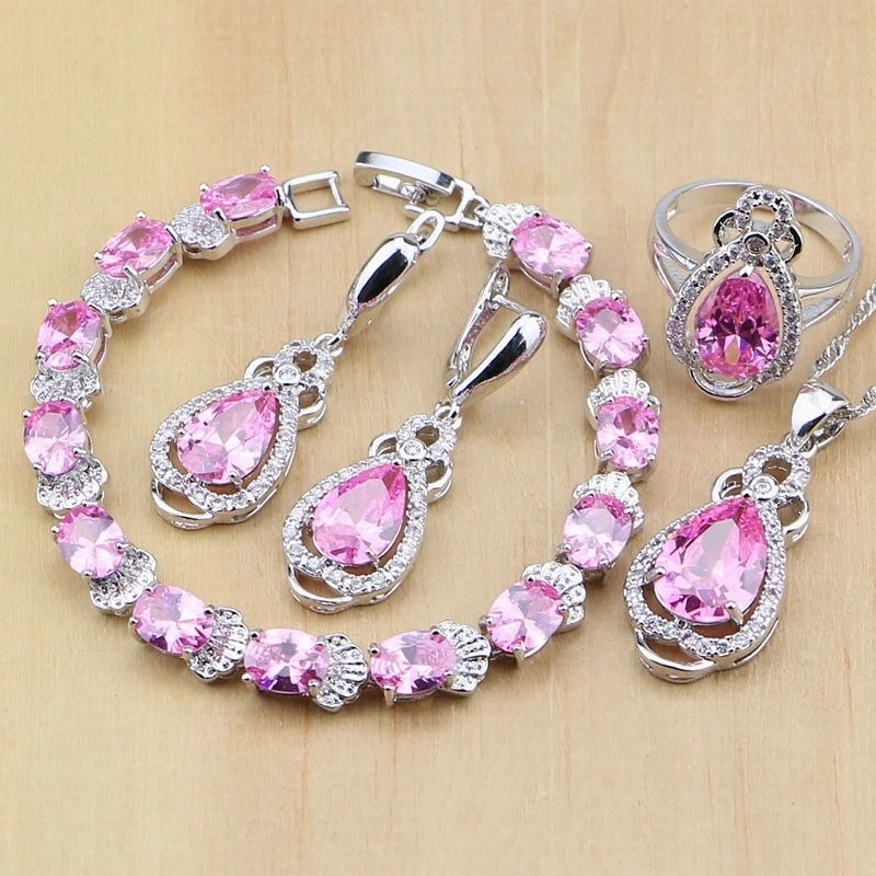 Женский комплект украшений из серебра 925 пробы