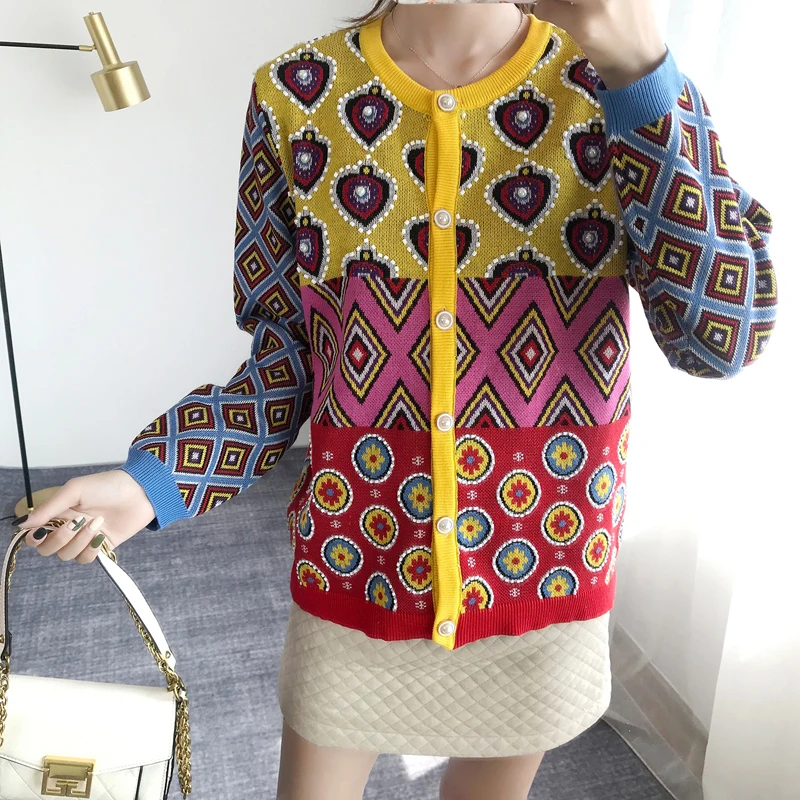 2020 Autumn winter heavy industry hand embroidered nail bead round neck long sleeve knitted cardigan retro women's sweater B-138 |