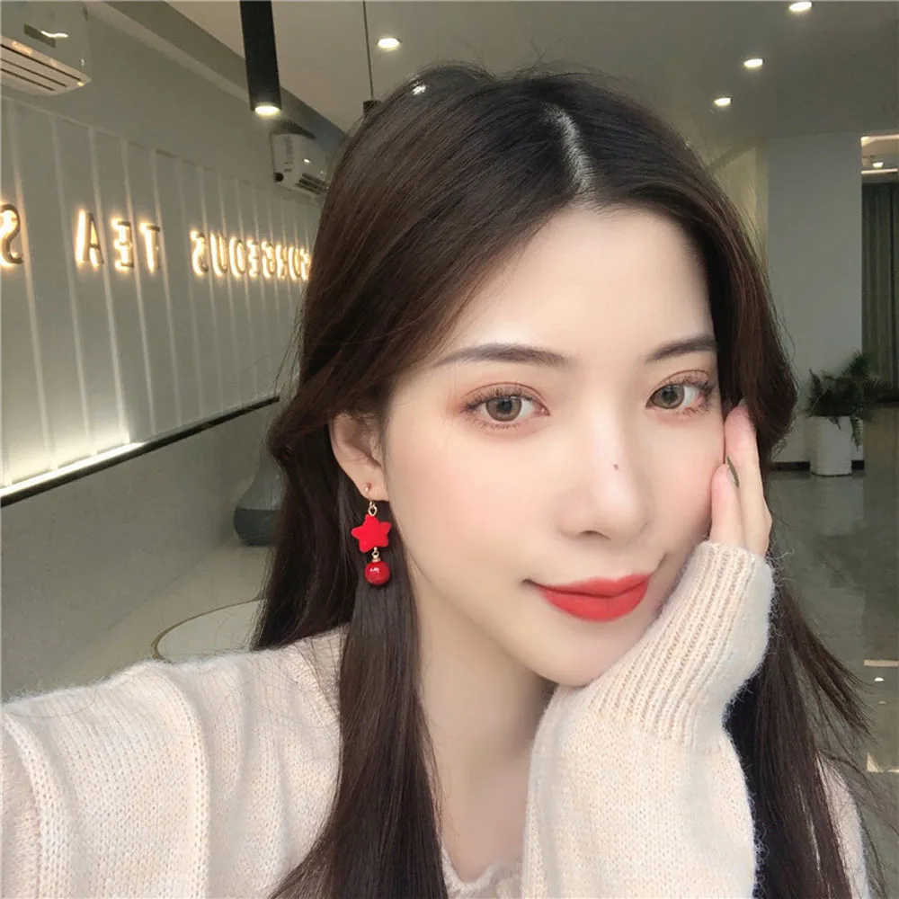 

Simple Classic Earrings Fashion Cute Romantic Personality Three-Dimensional Star Shape Stud Earrings Women Fine Jewelry