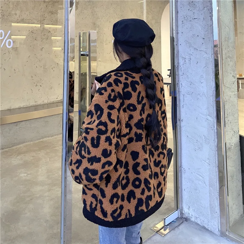 

Lucyever Women Winter Faux Lamb Coat 2020 Korean Casual Leopard Coats and Jackets Woman Turn Down Collar Patchwork Clothes Femme