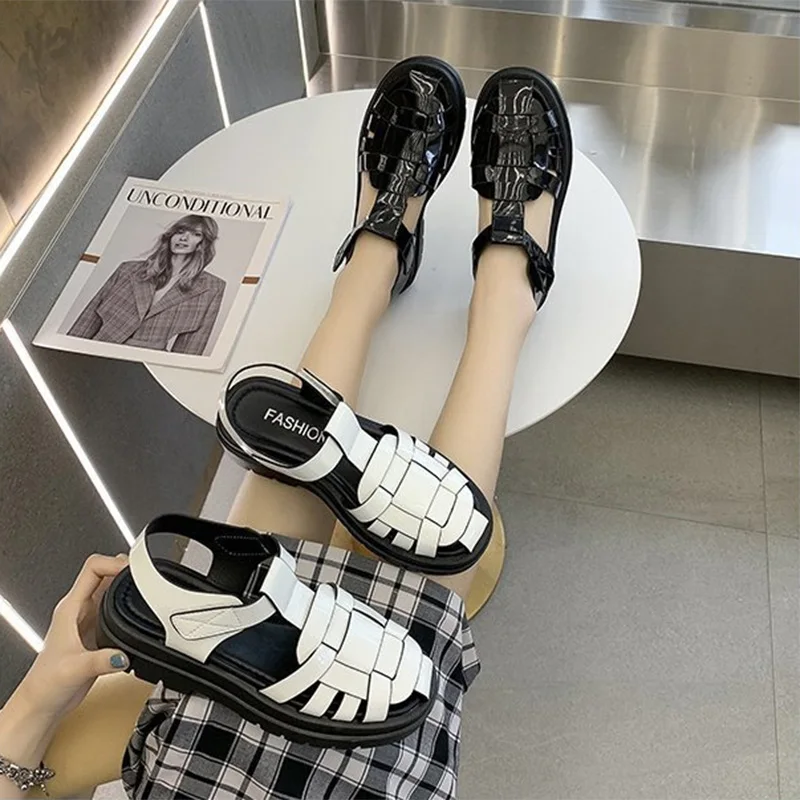 

Women Sandals Falts Paltform Pu Leather Desiger Slippers Round Toe Flat Shoe zapatos mujer verano 2021