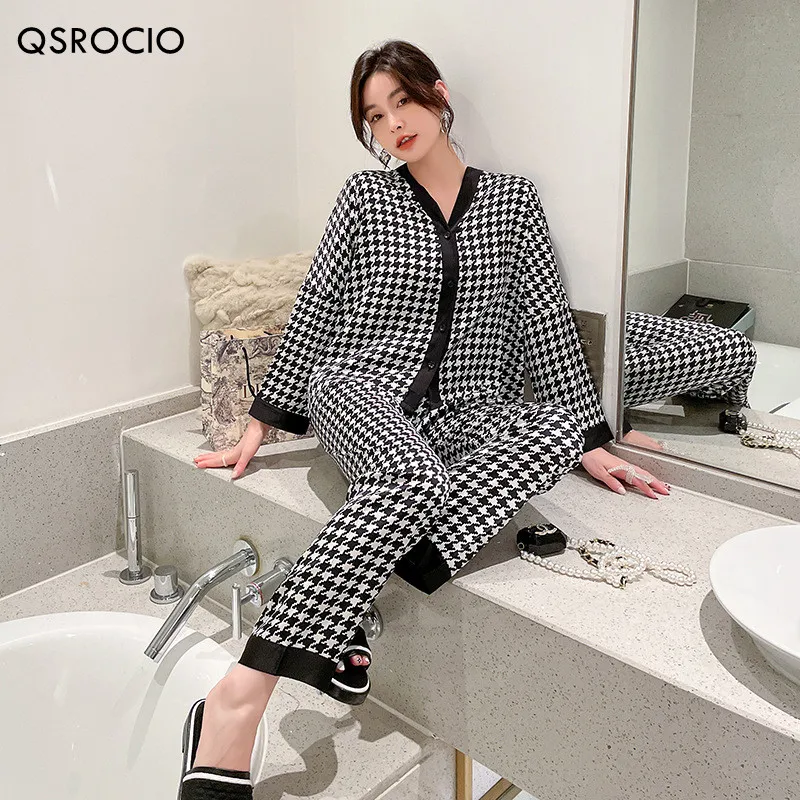 QSROCIO Women's Pajamas Set V Neck Design Luxury Cross Letter Print Sleepwear Silk Like Home Clothes XXXXL Large Size Nightwear