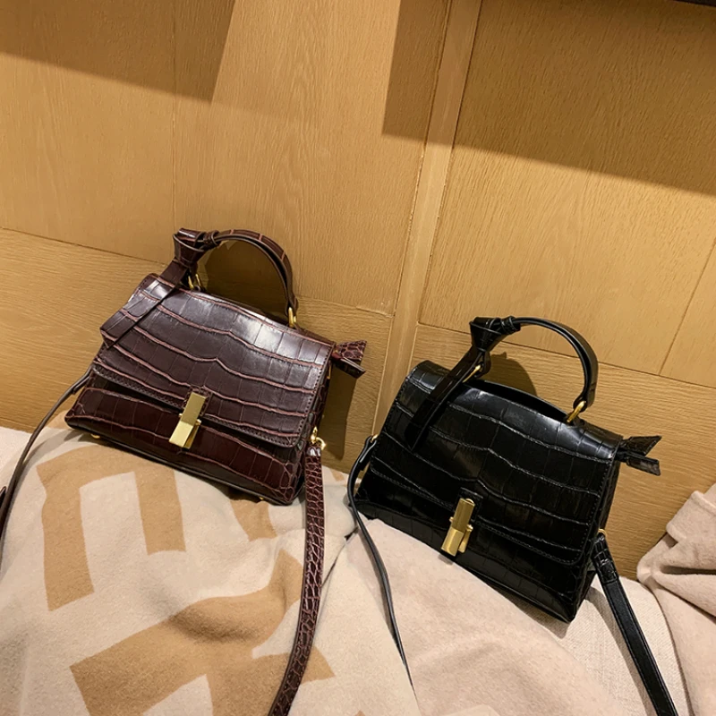 

2021 Hot Classic Retro Crocodile Pattern Handbags Ladies Fashion Shoulder Crossbody Bags Solid Color Messenger Bags Tote Package