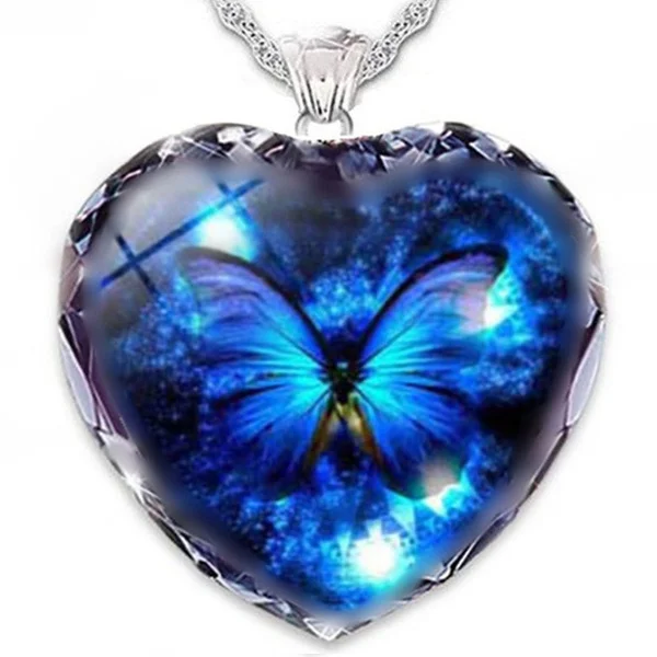 

Elegant Fashion Lady Necklace Heart Shaped Blue Crystal Butterfly Pattern Pendant Jewelry