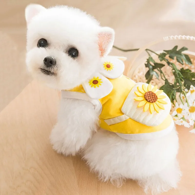 

Милая вышитая аппликация Одежда для домашних животных собаки кошки Летний Тонкий дышащий жилет футболка Ошейник сумка Одежда для Чихуахуа ...