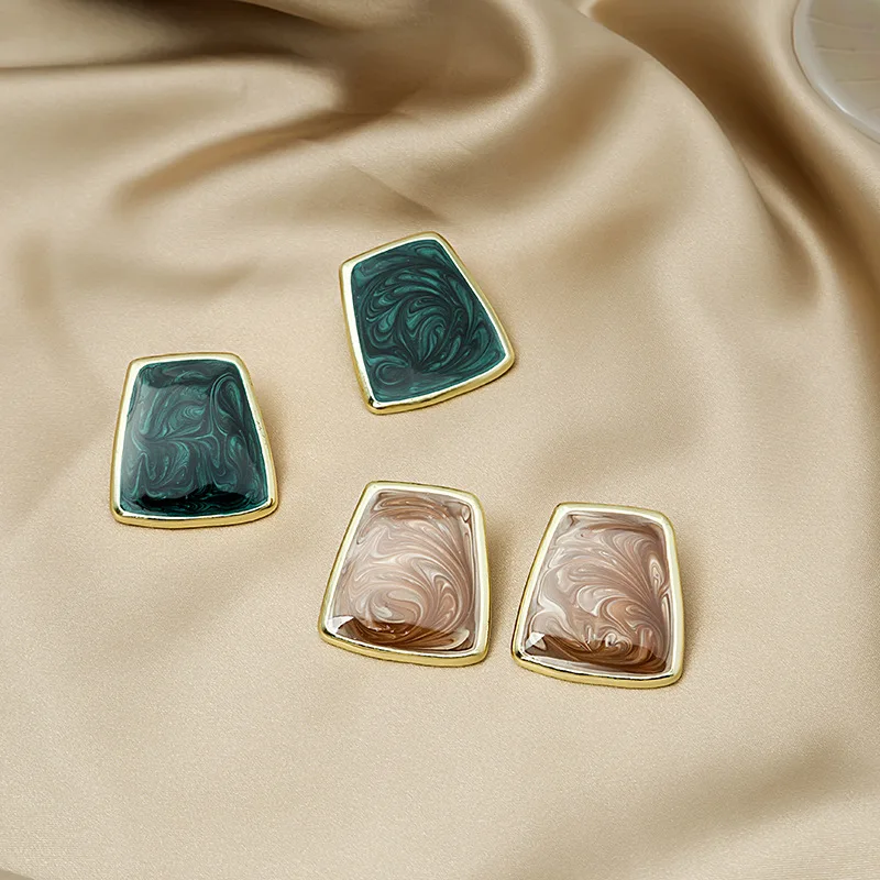 

925 Silver Needle European And American Advanced Oil Drop Geometric Earrings Hong Kong Style Retro Texture Art Contrast