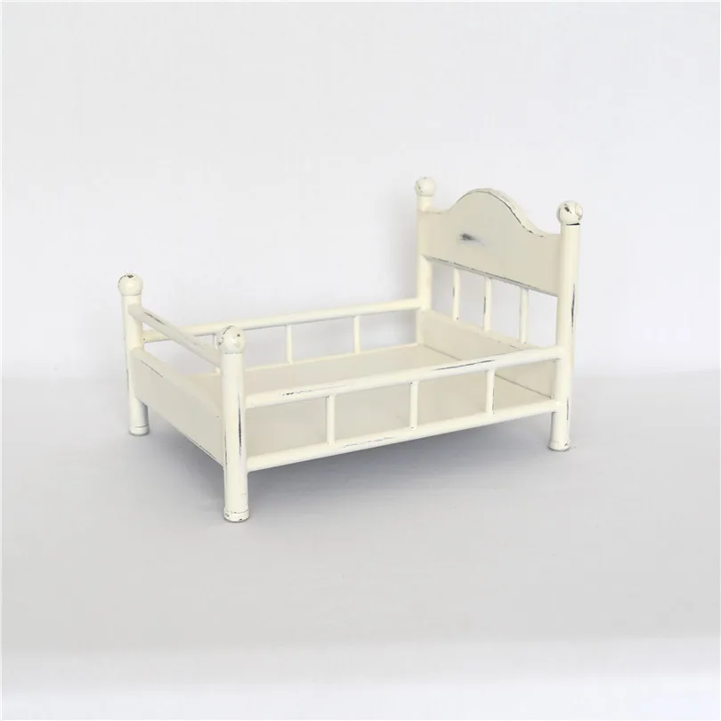Vintage Cream Iron Bed Baby Cradle Sturdy Metal Newborn Posing Bed Newborn Photography Props