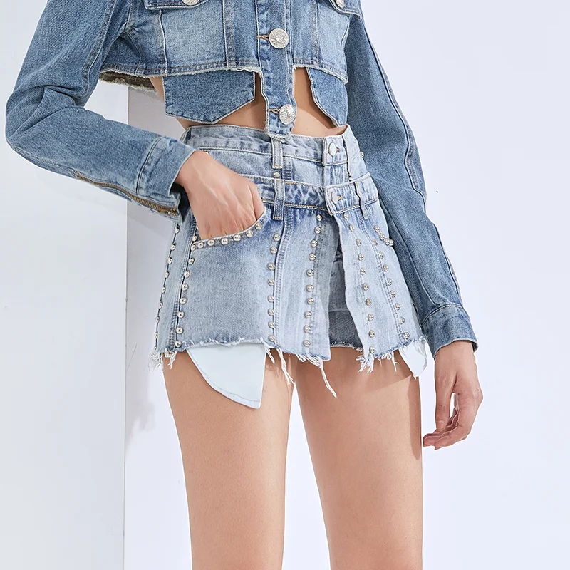 

Patchwork Rivet Tassel Fake Two Denim Shorts Women Summer High Waist Sexy Wide Leg Shorts Vogue Tide Ladies Clothing Fad New