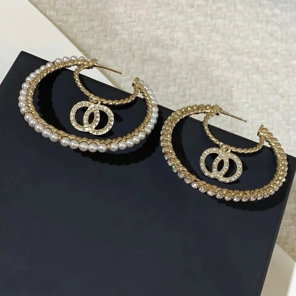 

Luxury Brand Crytal Pearl Letter C&C Hoop Dangle Stud Earring for Women Fashion Jewelry Vintage Big Round Earrings Holiday Gift
