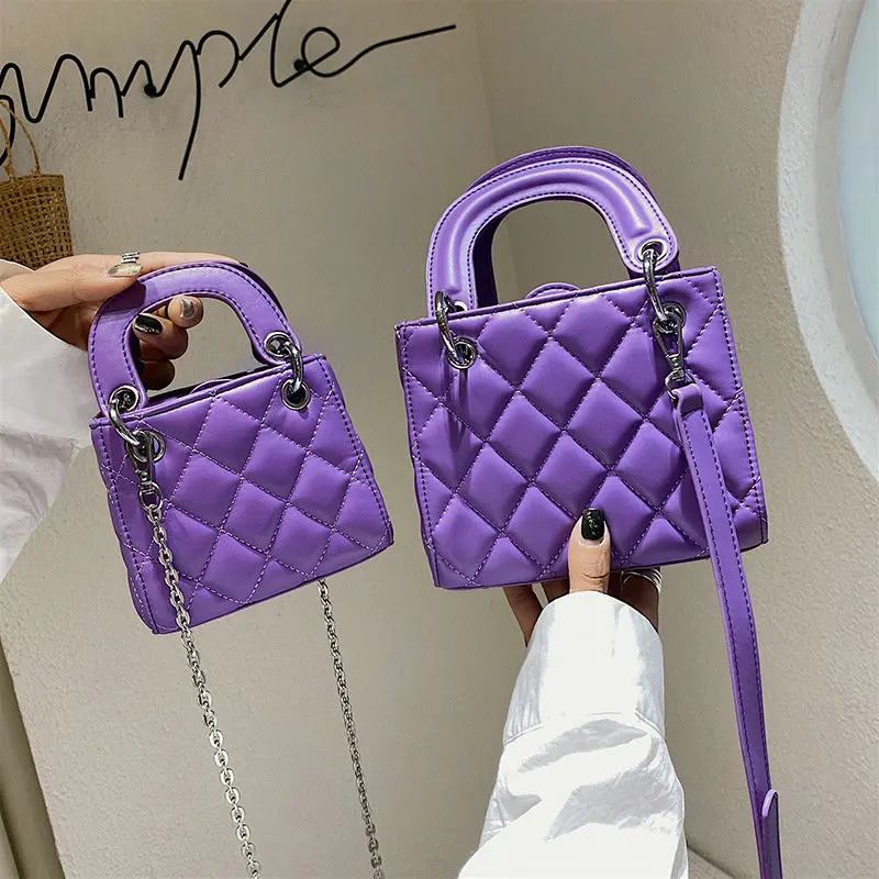 Женская сумка-мессенджер с вышивкой летняя сумка через плечо цепочкой