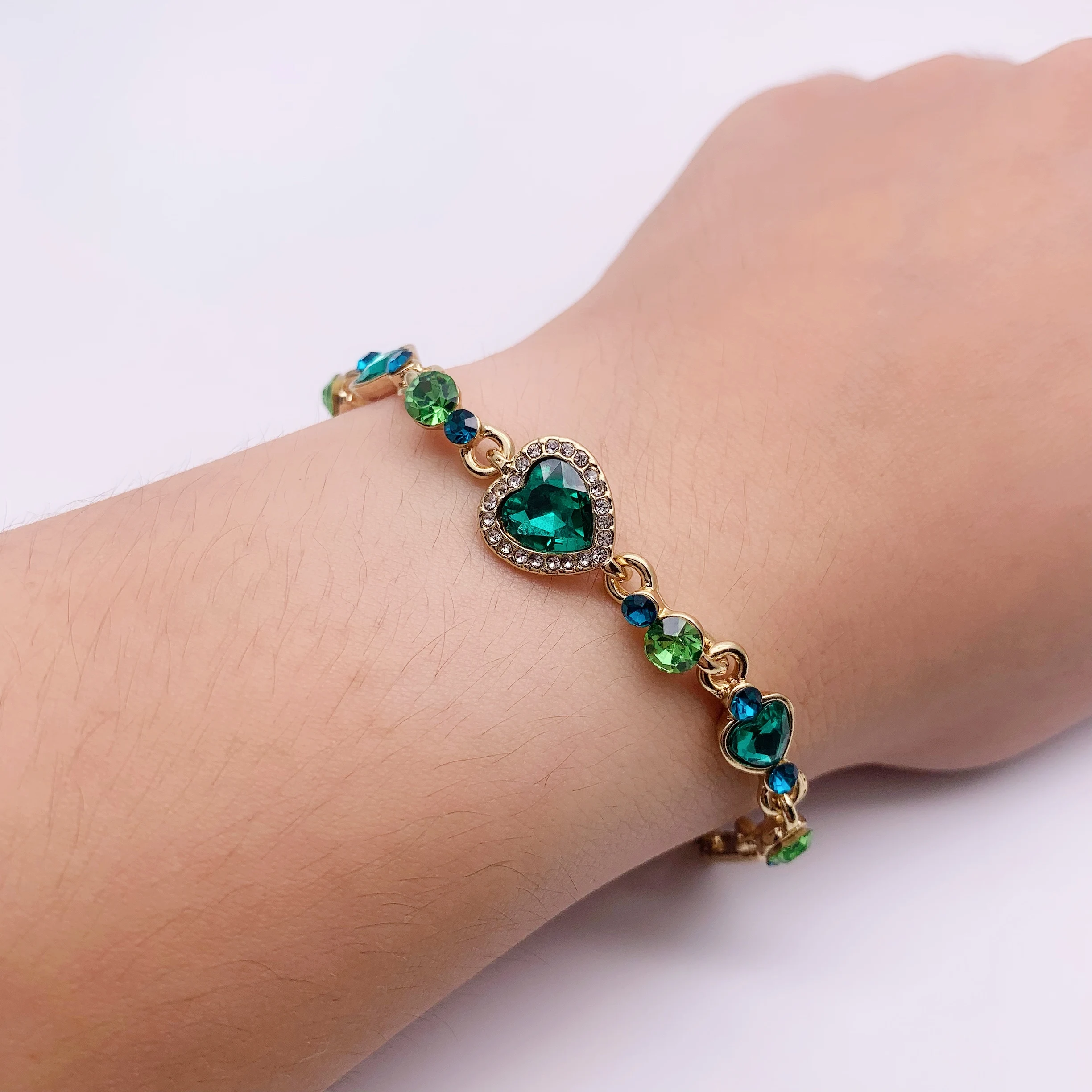 Женский классический браслет с цирконом трехцветный зеленым Цирконом в виде