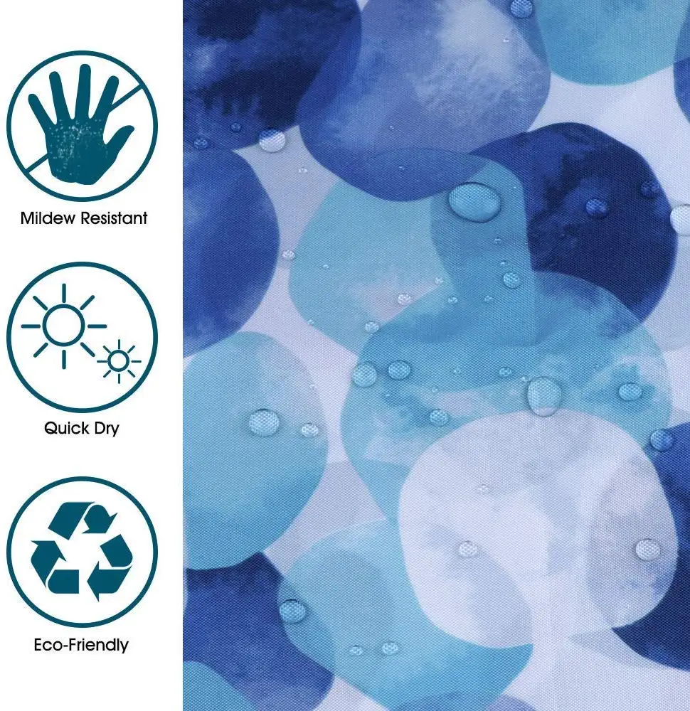 Вулканическая пещера с горячей теплой водой вблизи Северной Исландии для ванной