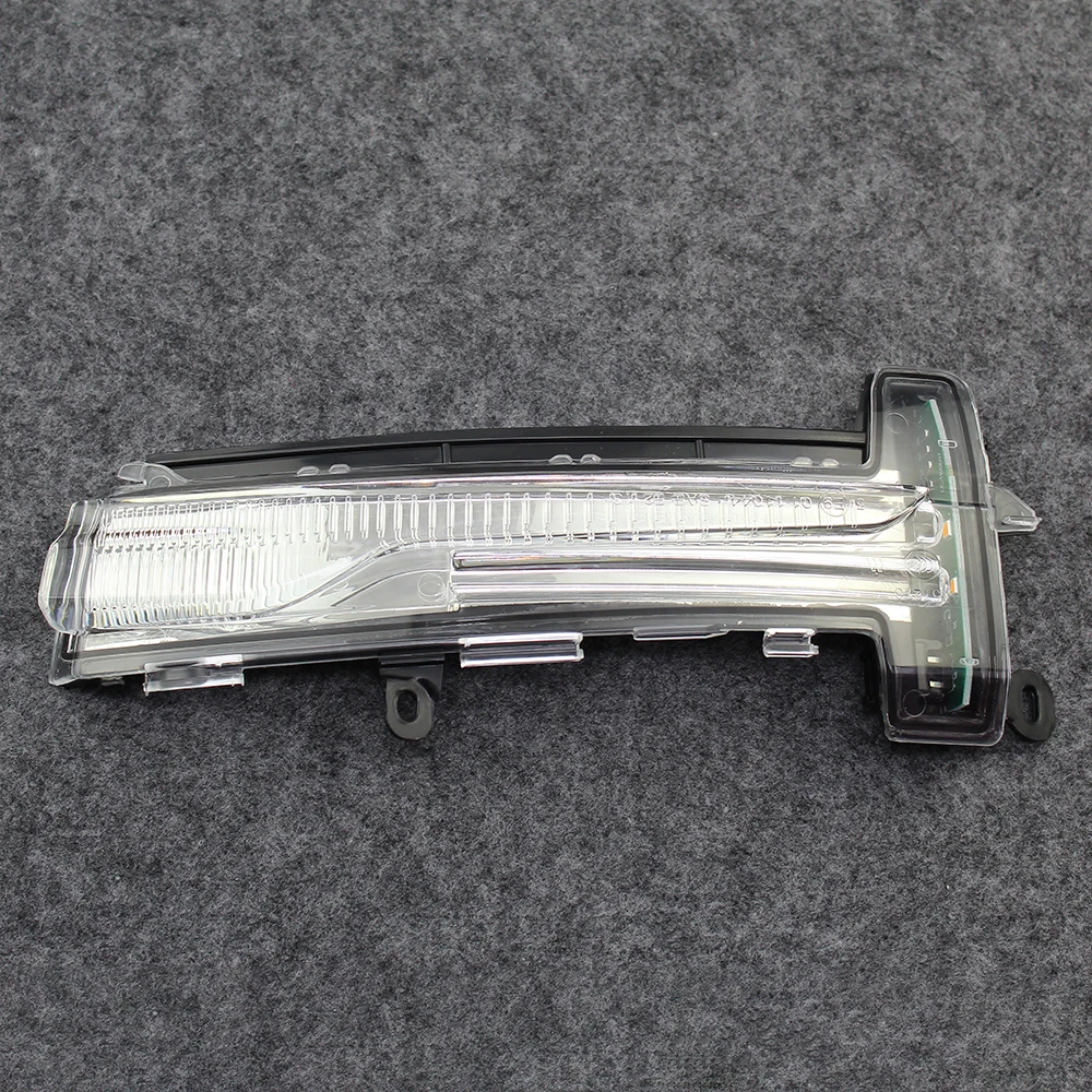 

31371878 31371879 Rearview Mirror Turn Light Repeater Lamp Left and Right For Volvo XC60 2013 - 2017