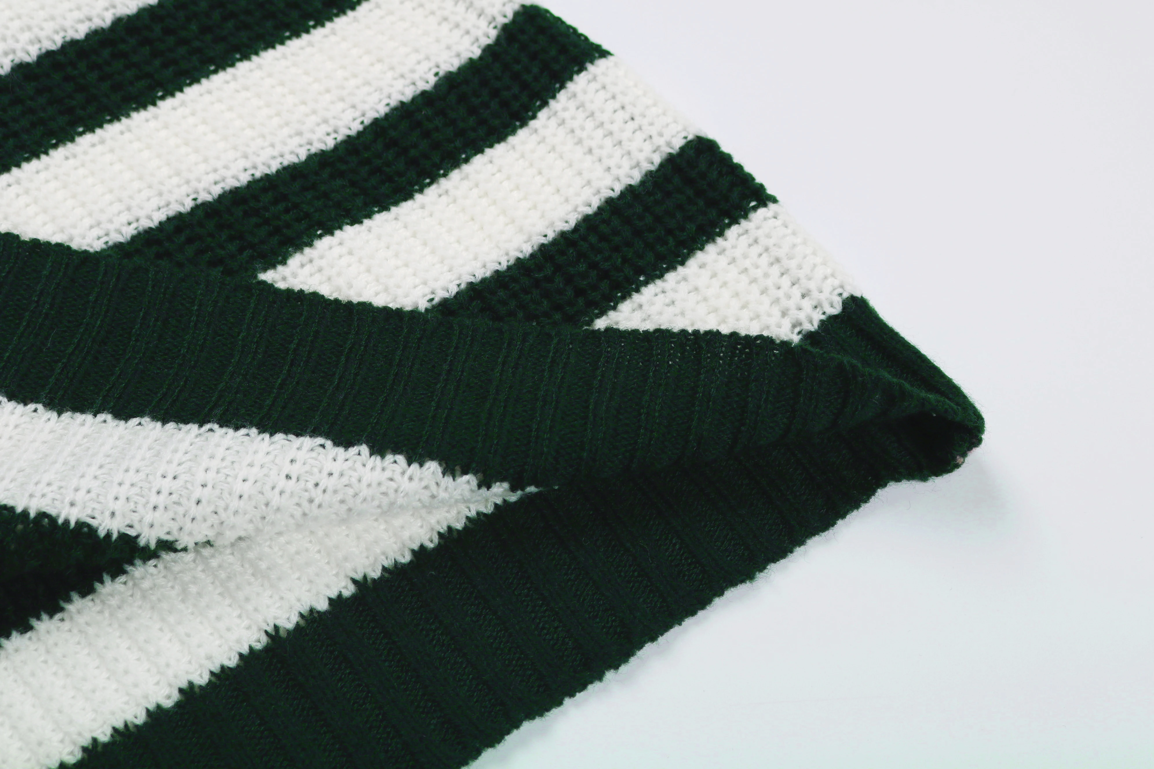 

Fashion Striped Batwing Knitted Sweater Women Dress Long Sleeve Loose Sweater Pull Causal Mini Dress Streetwear Autumn 2020
