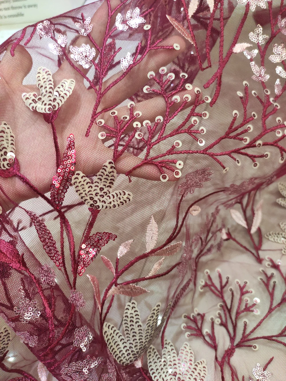 Тканевая ткань с вышивкой цветочным узором и блестками сетчатая кружевная
