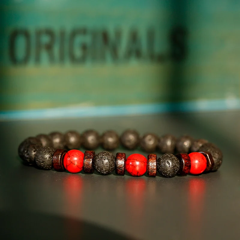 Классические браслеты из черной лавы и Красного камня мужские молитвенные