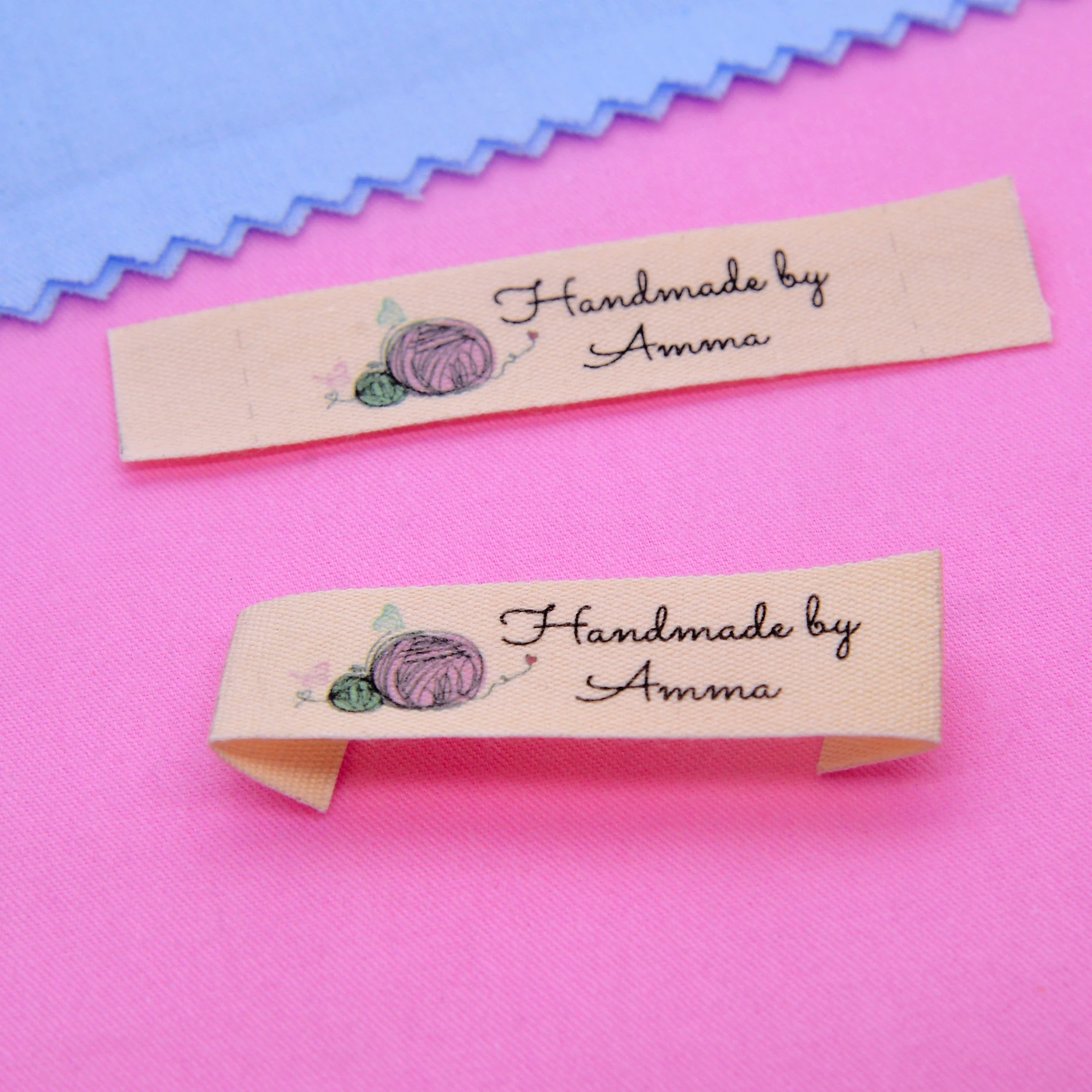 Пользовательская швейная этикетка логотип или текст-индивидуальный дизайн