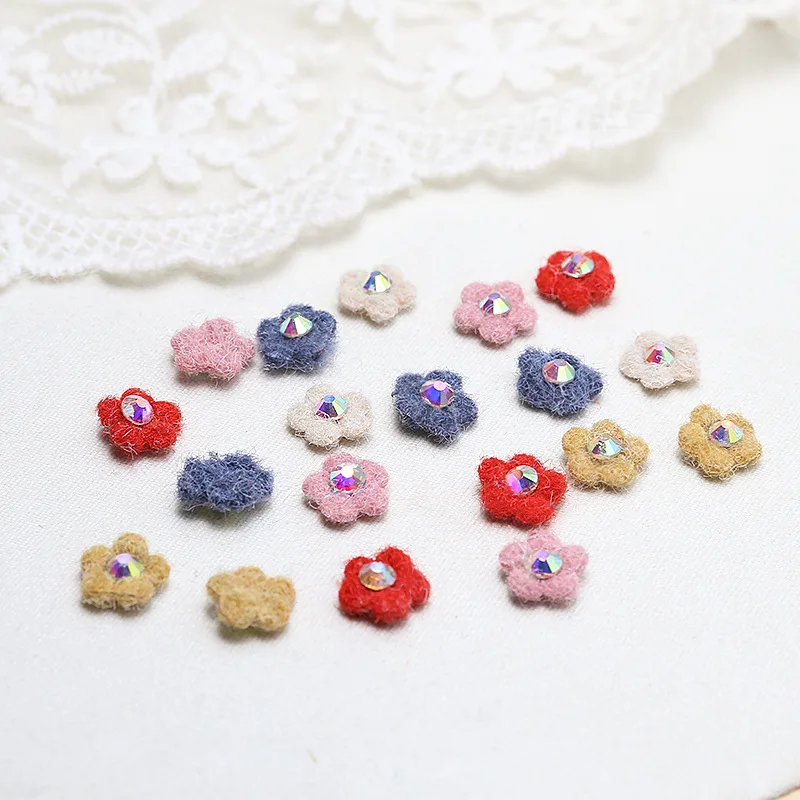 

100pcs 9mm Felt Flower Cloth Stickers Wool AB Rhinestone Flower Charm DIY Sew Clothing Materials Hairpin Jewelry Accessories