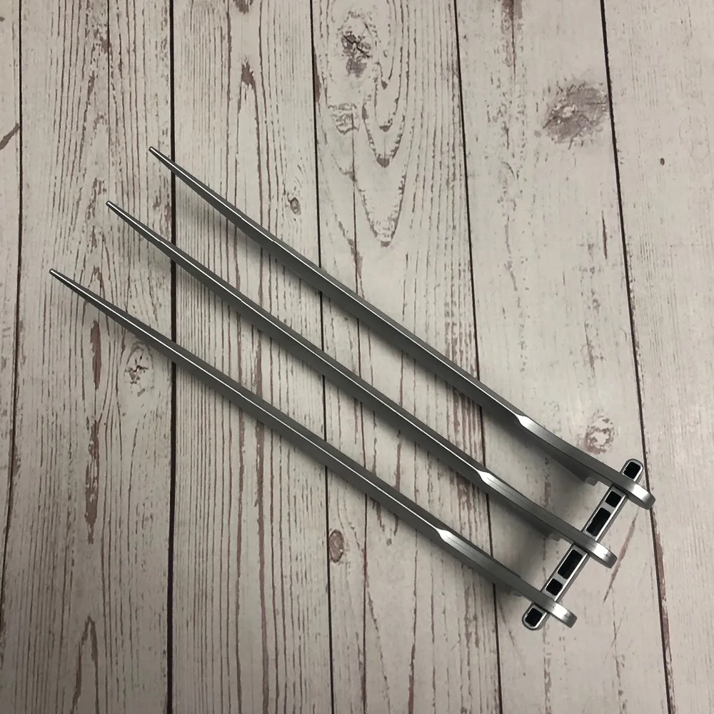 Новая одежда для маленькой девочки 2 шт./пара s Лезвия Коготь Paw 1: 1 косплей на