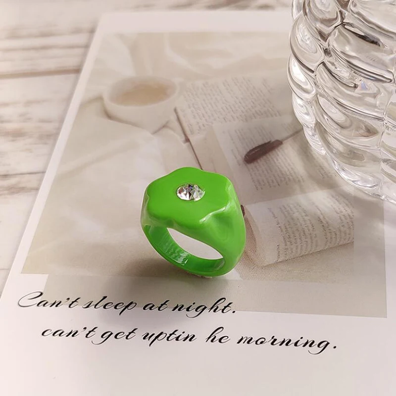 

2021 New Colorful Transparent Acrylic Rhinestone Resin Ring Geometry Simple Rings for Women Girls Jewelry Party Gifts