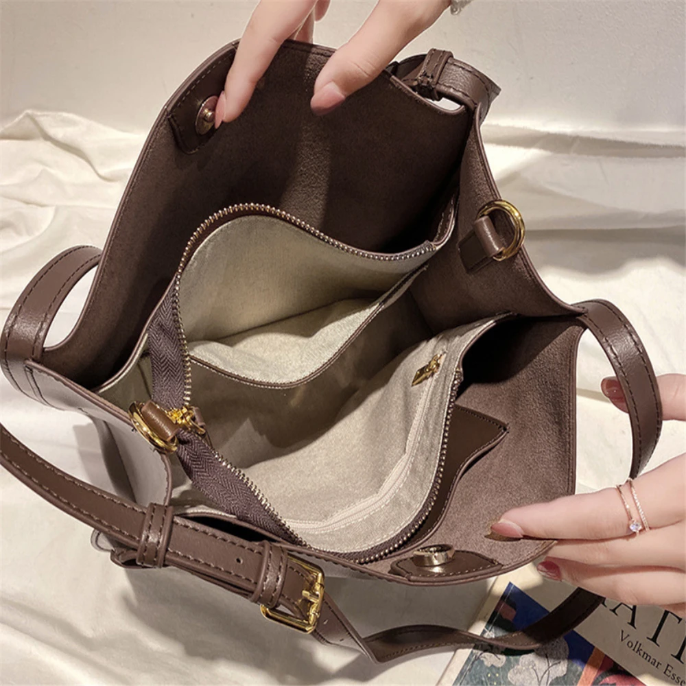 

Fashion Casual Multi-Use Daily Portable Contracted Shopping Soft PU Leather Tote Shoulder Bag With One Strap