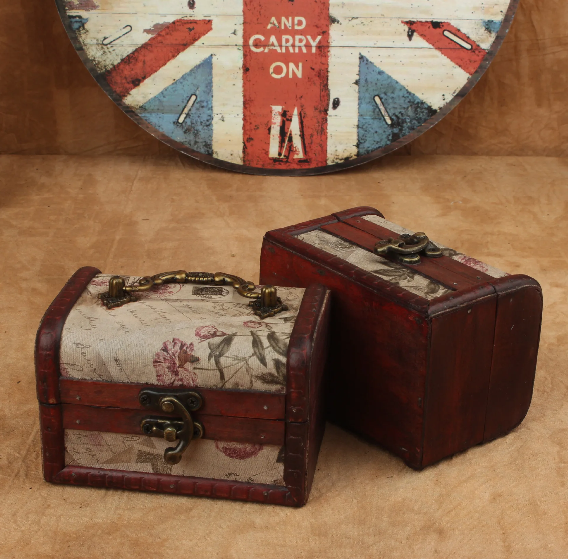 

Hot style Retro British style jewelry packaging box box creative candy box wholesale box custom crafts