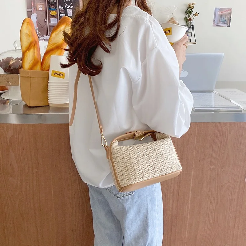 

Summer 2020 new grass woven small bag casual lady bag hand bill of lading shoulder cross-body bag